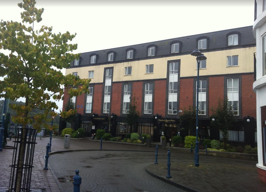 Waterford Marina Hotel Exterior foto